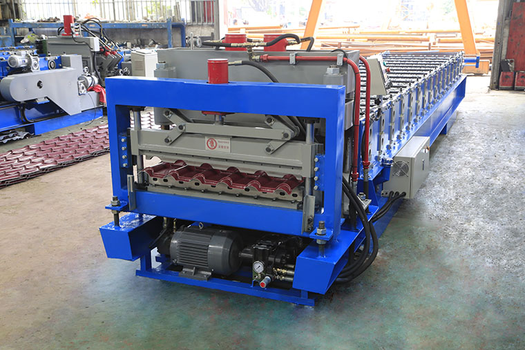 Glazed Tile Roll Forming Machine