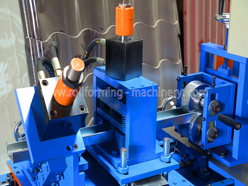 High Speed Ceiling Roll Forming Machine