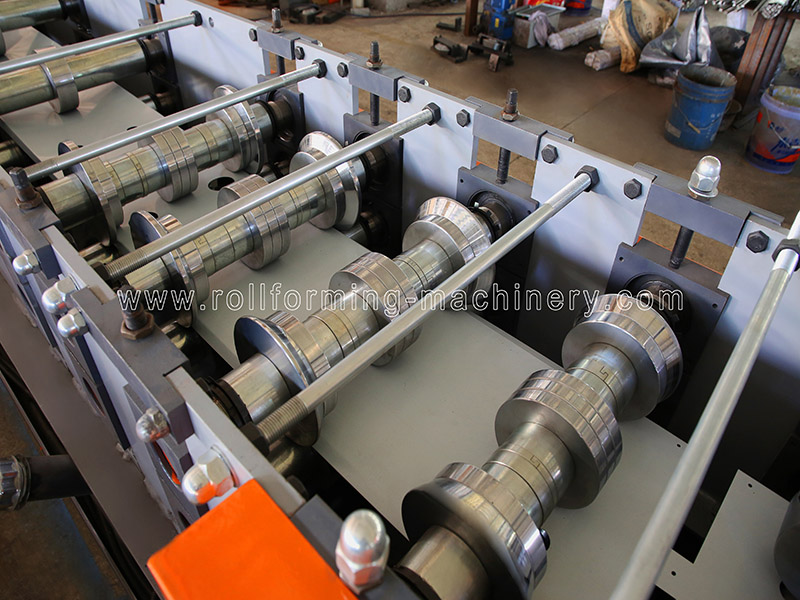 Omega Roll Forming Machine